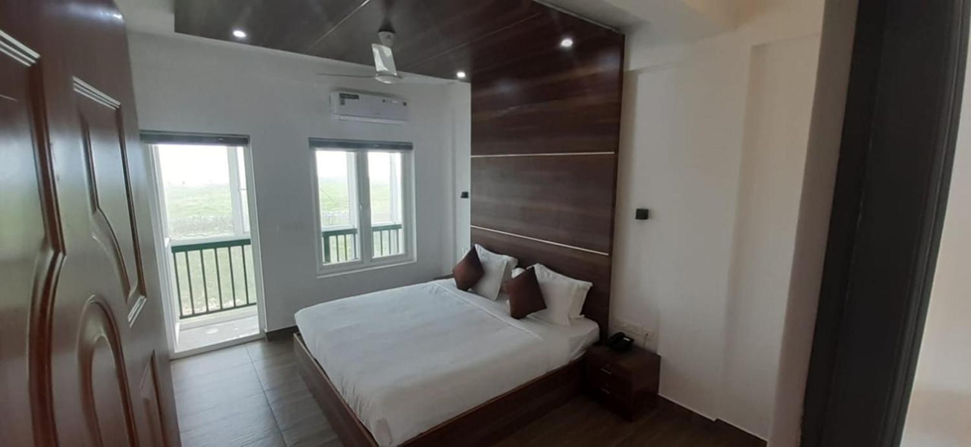 Palette Hill View Resorts Вагамон Екстериор снимка